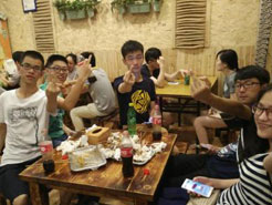 隆子烧烤加盟,学烧烤技术,开烧烤店多少钱疯狂烤翅加盟